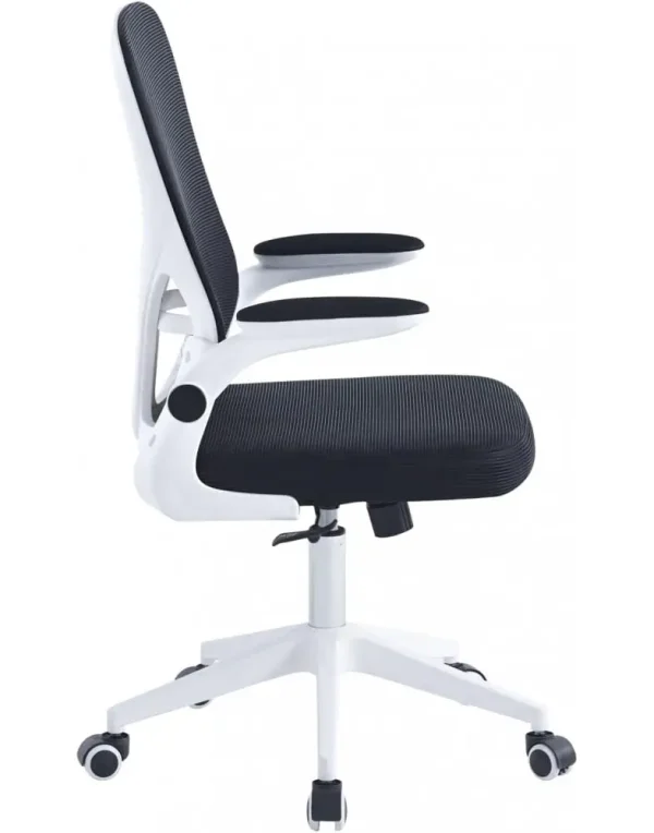 כיסא משרדי איכותי ויפה בצבע שחור לתמיכה מרבית בגב ובצוואר